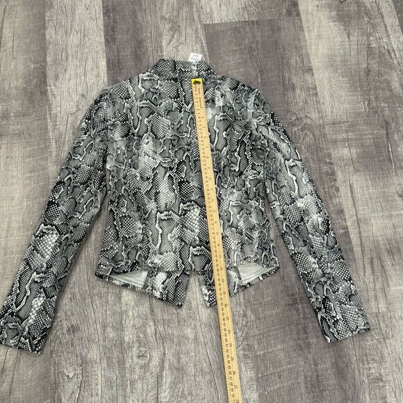 New With Tags! White House Black Market Snakeskin Print Moto Zip Up Jacket WHBM - Picture 4 of 5